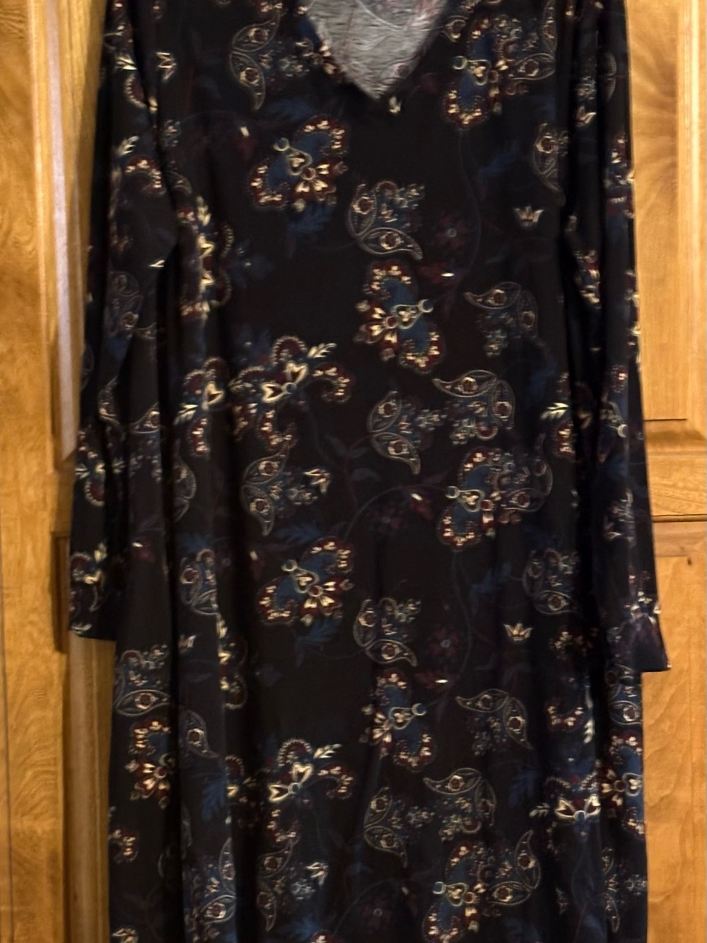 LuLaRoe Black Paisley Floral V-Neck Long Sleeve Dress 2X
